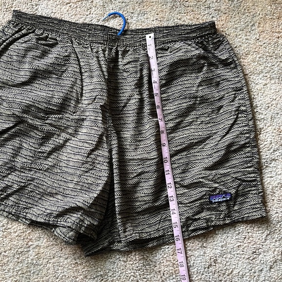 Patagonia swim trunks - Picture 10 of 11